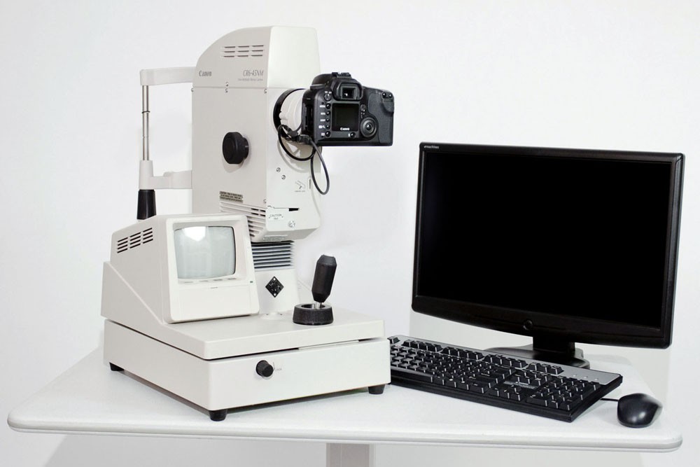 canon CR 6 600x400 photo 佳能CR 6 600x400佳能CR 6无散瞳眼底相机w Synamed数字系统