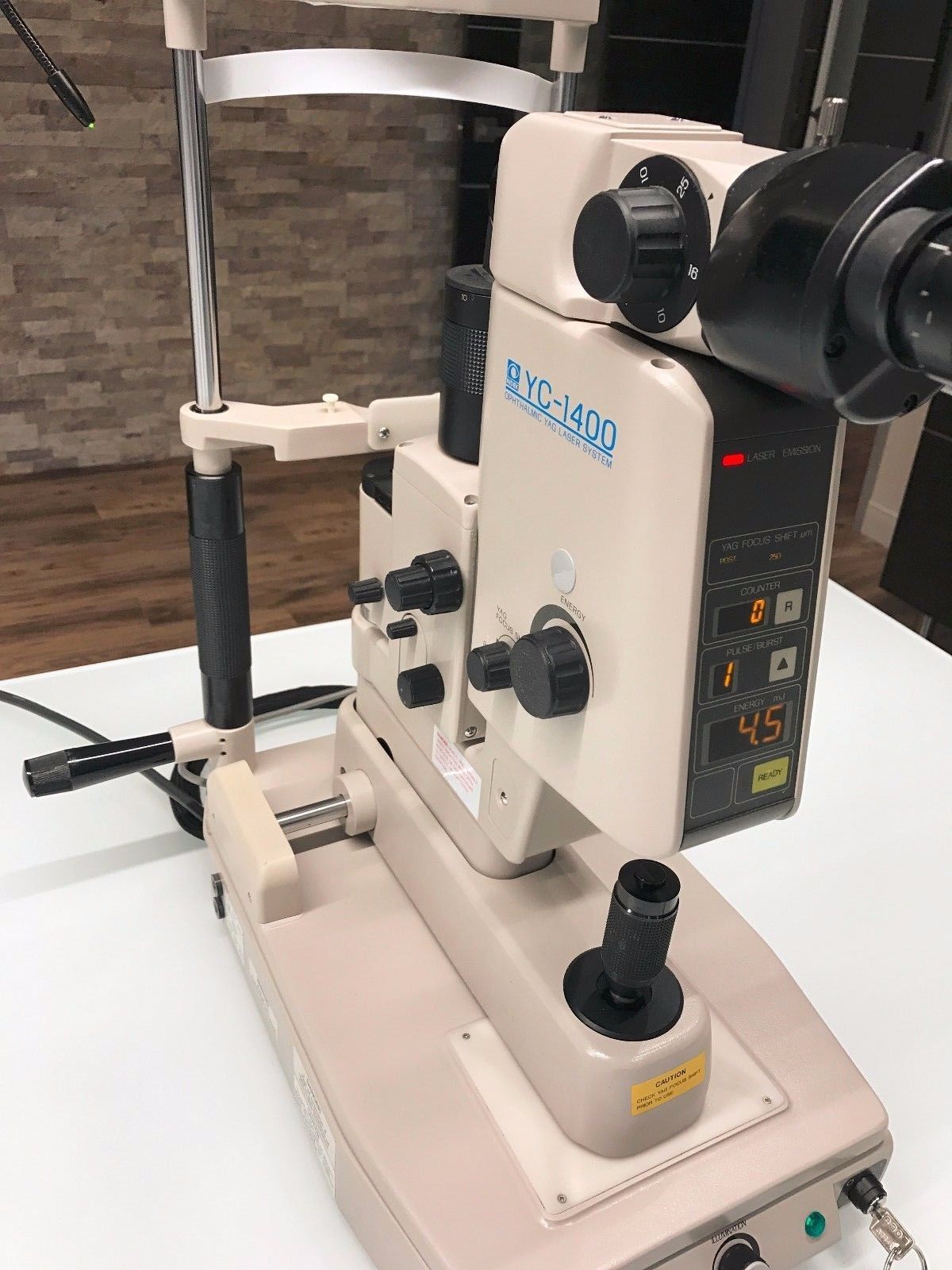 Nidek YC 1400 for sale photo Nidek yc1400出售LightMed LightLas Lpulsa SYL 9000 Yag激光系统